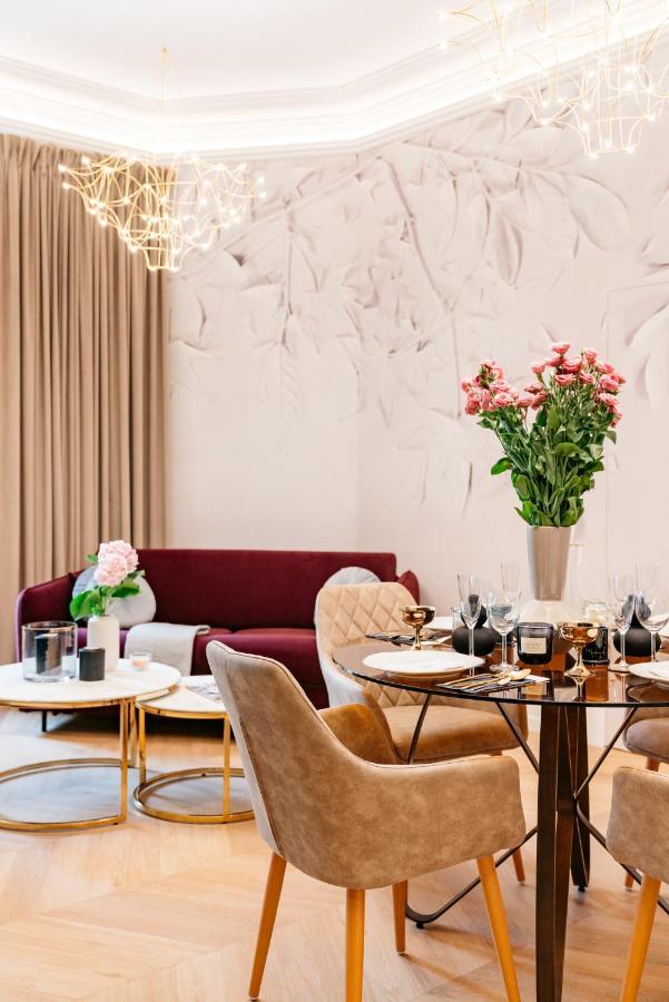 Dandelion Apartment - Loftaffair Cracovia Esterno foto